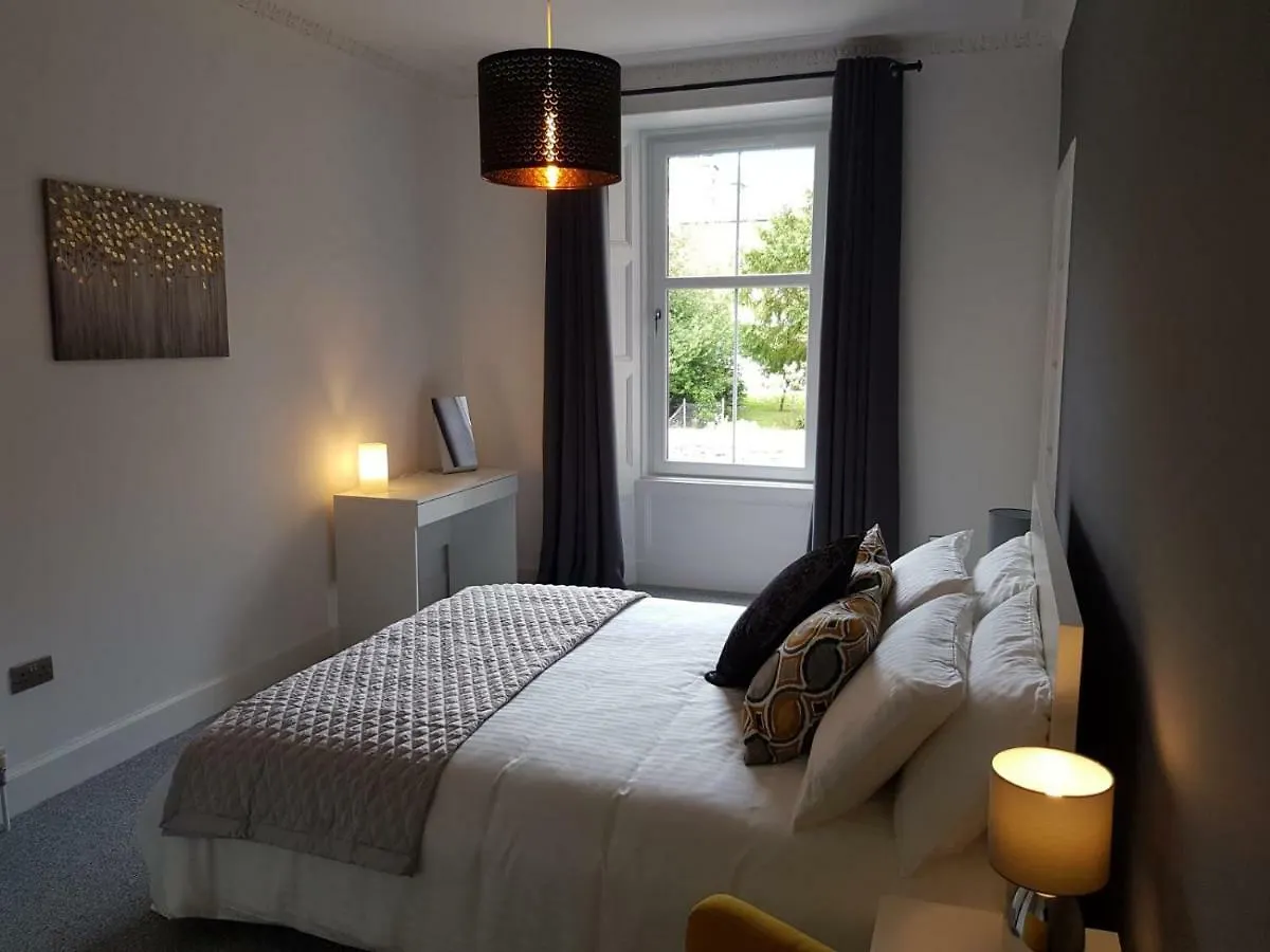 East Mayfield Residence Edinburgh 0*,